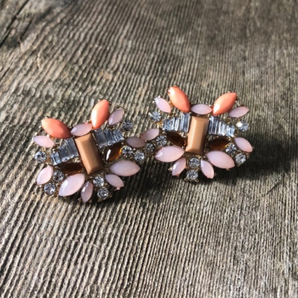 🔥HOT SALE🔥 Vintage Style Crystal Earrings